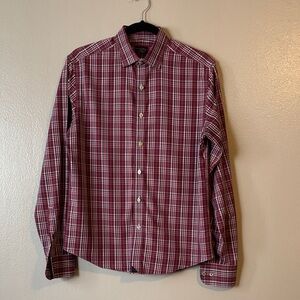 UNTUCKit Chevalier Relaxed Plaid Button Up Shirt Red Blue Wrinkle Free Men's S